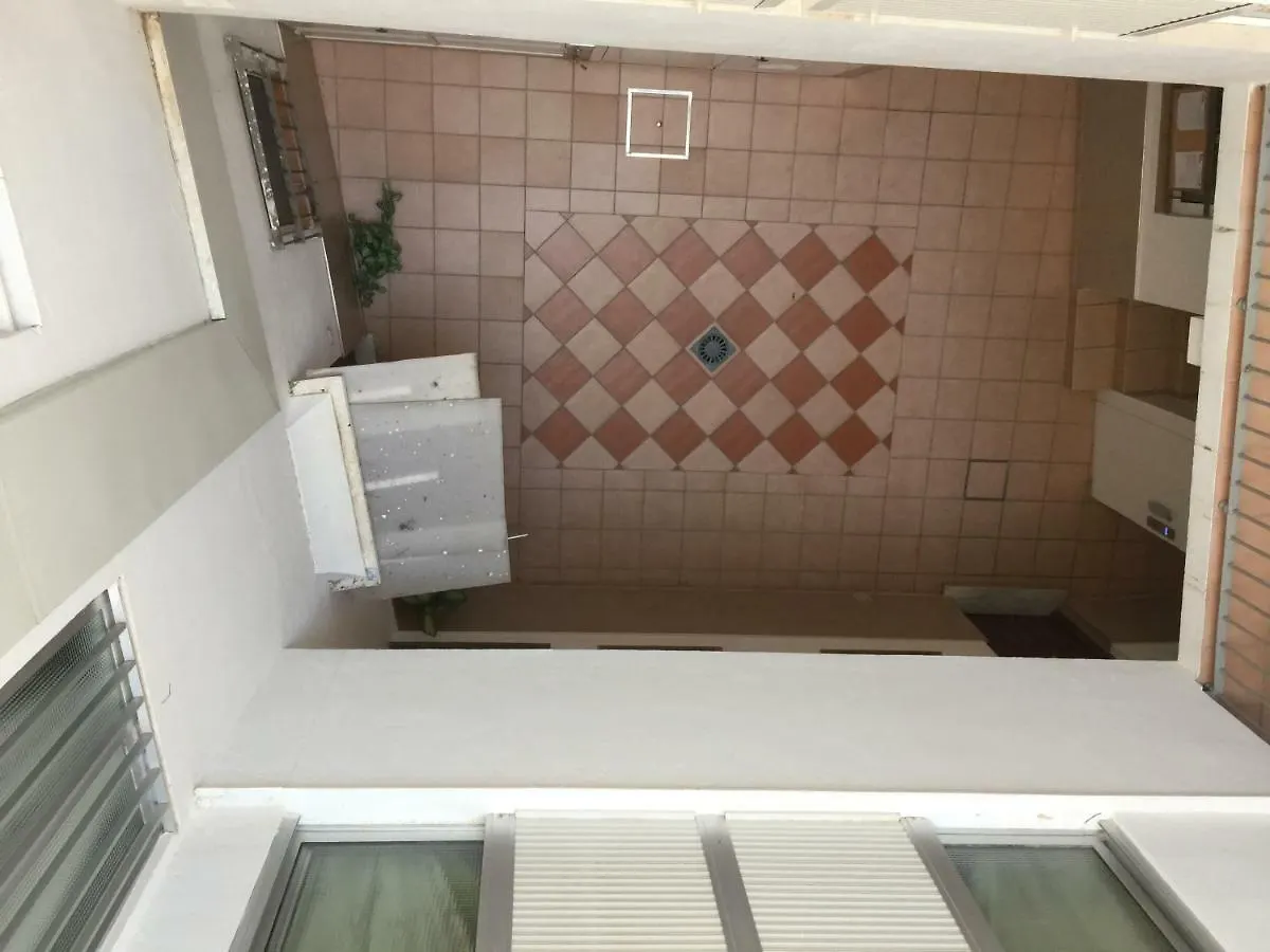 Apartamento La Joya De La Caleta. A 60 Mts Playa. Cádiz